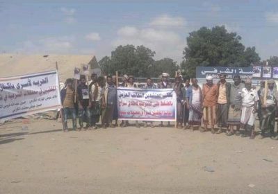 وقفة بعدن لإنقاذ المختفين قسريا من معتقلات الإخوان 