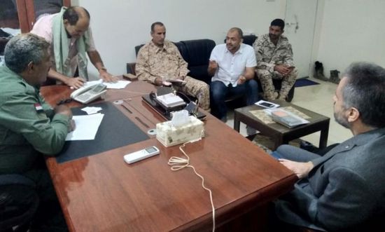 تعاون الصليب الأحمر وآمن لحج لتعزيز العمل الإنساني