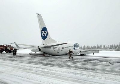 تحطم أجزاء من طائرة روسية أثناء هبوط على الجليد (صورة)