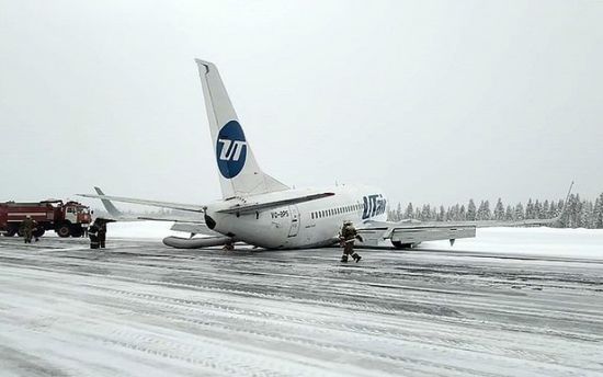تحطم أجزاء من طائرة روسية أثناء هبوط على الجليد (صورة)