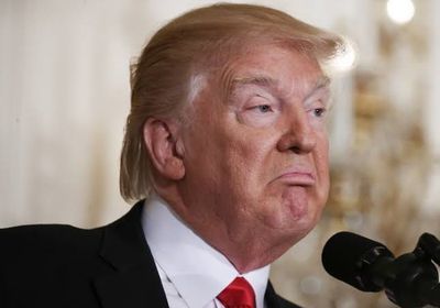 القبض على رجل هدد باغتيال ترامب بسكين