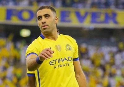 أمرابط لاعب النصر السعودي ينفي وجود خلاف بينه وبين حمدالله