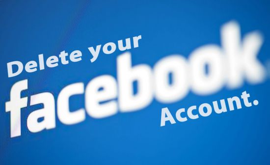 المدير التنفيذي لـ"تسلا": "احذفوا فيسبوك"