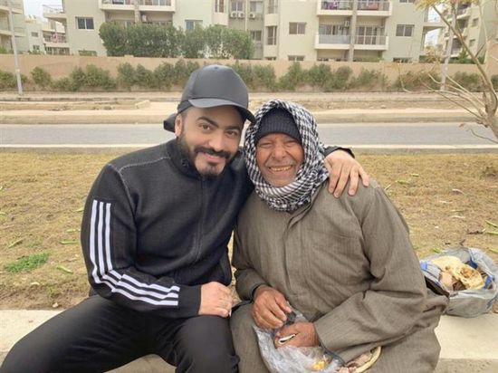 بمناسبة عيد الحب.. تامر حسني يدعم حملة "فرح حد متعرفهوش" لمساعدة المحتاجين