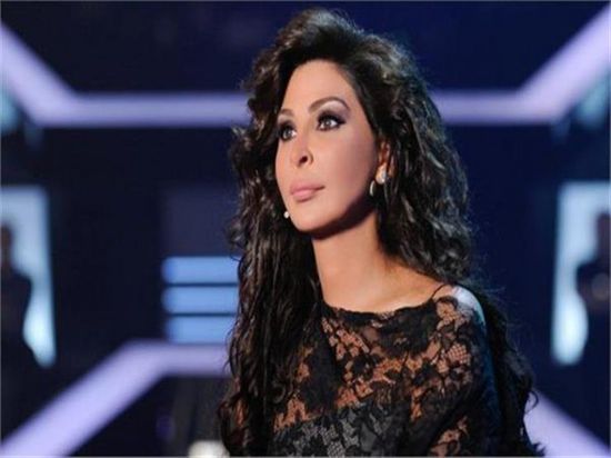 إليسا تفتح النار على الحكومة اللبنانية الجديدة وترفض منح الثقة