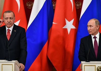 الرئيس الروسي يبحث هاتفيا مع نظيره التركي تسوية الأزمة السورية 