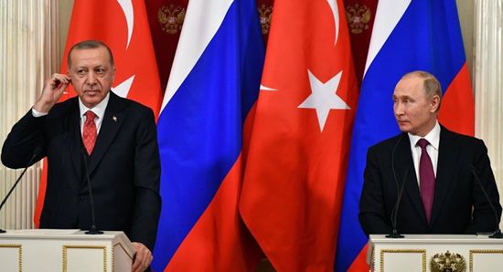 الرئيس الروسي يبحث هاتفيا مع نظيره التركي تسوية الأزمة السورية 