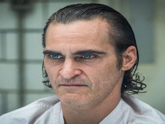 بعد الأوسكار.. صور حصرية من كواليس فيلم "الجوكر"