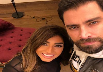 روجينا بصحبة معتصم النهار في كواليس "أسود فاتح"