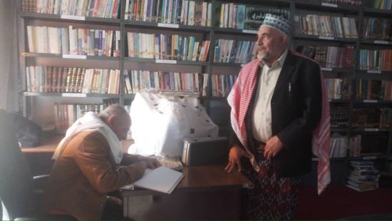 رئيس انتقالي الضالع يزور المكتبة الوطنية الثقافية بالمحافظة