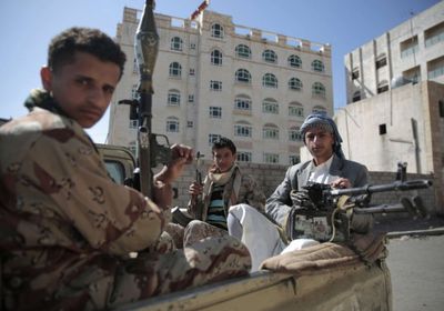 صحيفة العرب: نكسة عسكرية لمليشيا الحوثي