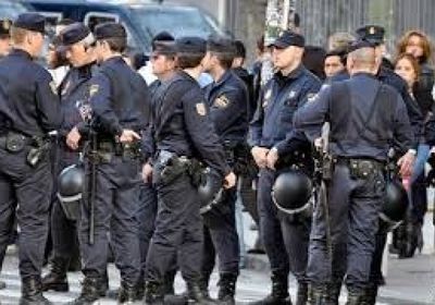 الشرطة الإسبانية تخلي مقر شركة أمازون بمدريد بعد تهديد بوجود قنبلة