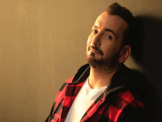 أغنية "محلمتش بيك" لأيمن صابر تقترب من مليون مشاهدة