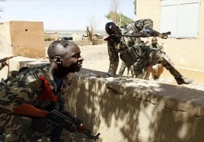  مقتل 20 شخصا في هجوم على قرية وسط مالي