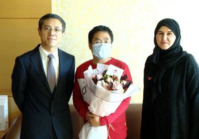 عقب شفاء ثلاث مصابين من "كورونا".. القنصل الصيني يشيد بالتقدم الطبي في الإمارات 