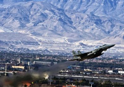 غارات جوية على تجمعات حوثية في 3 محافظات