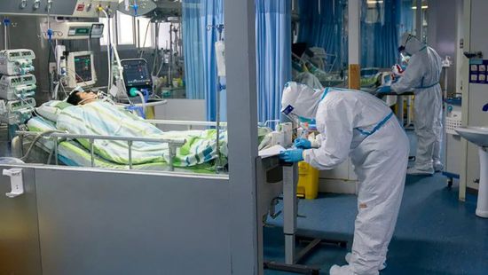 الإمارات تعلن شفاء حالتين جديدتين مصابتين بفيروس كورونا المستجد