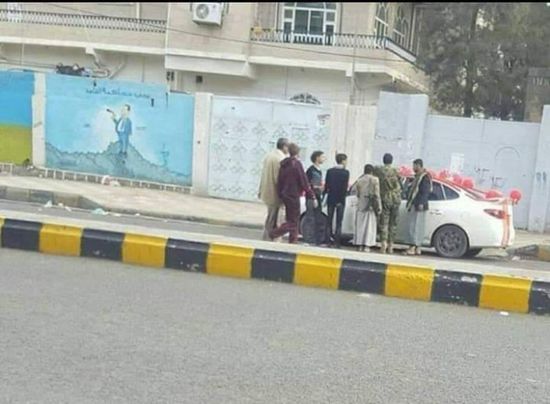 مليشيا الحوثي تطارد وتعتقل المحتفلين بعيد الحب بصنعاء   