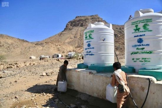 مركز الملك سلمان يوفر المياه الصحية لأهالي الخوخة
