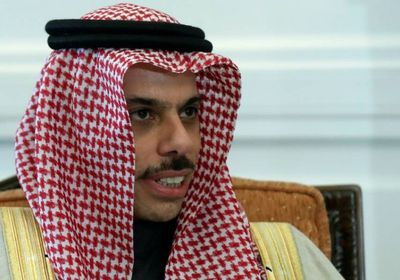  فيصل بن فرحان يستعرض العلاقات الأخوية مع نظيره الكويتي