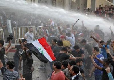 بغداد.. قوة مجهولة تقتحم ساحة الخلاني وتحرق خيام المعتصمين