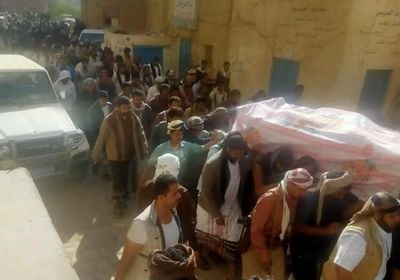 تشييع جثمان الدكتور سالم ضحية الانفلات الأمني بشبوة (صور)