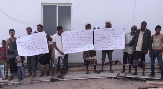 سكان منطقة بئر ناصر بلحج يرفضون التهجير القسري لهم 	 