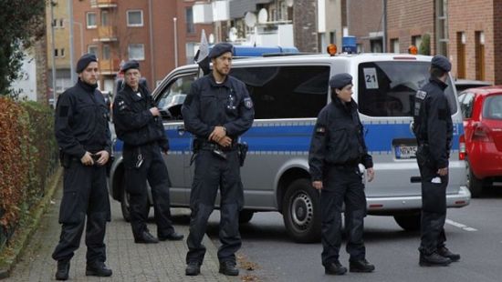 ألمانيا تُفشل مخططًا إرهابيًا لاستهداف المساجد