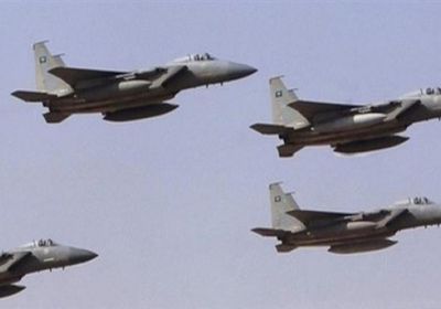 مقاتلات التحالف ترصد التعزيزات الحوثية في ثرة ومكيراس