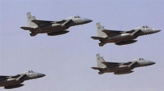 مقاتلات التحالف ترصد التعزيزات الحوثية في ثرة ومكيراس