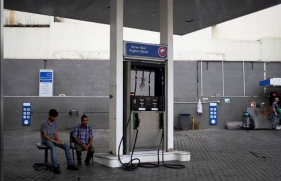  محطات الوقود اللبنانية تمهل الحكومة حتى الخميس لتعديل جدول أسعار بيع المحروقات