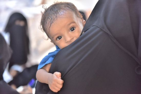 البرنامج الإنمائي: مساعدات غذائية إلى 296 ألف طفل وامرأة باليمن