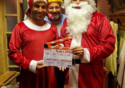 أكرم حسني بصحبة أحمد فهمي في كواليس "تيمون وبومبا"