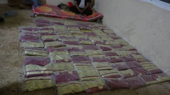 الحزام الأمني يضبط 80 كيلو من الحشيش في دوفس