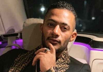 صاحب مطعم شهير :محمد رمضان هددني وصور من غير إذن وسأقاضيه