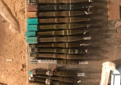 التحالف العربي يضبط كمية من الصواريخ والأسلحة في محافظة المهرة (صور)