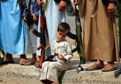  قتلٌ وتجنيدٌ واضطهاد.. ماذا فعل الحوثيون بالأطفال؟