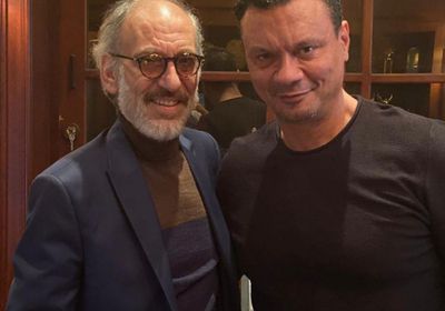 قابلت صلاح الدين.. عباس أبو الحسن بصحبة الفنان السوري غسان مسعود 