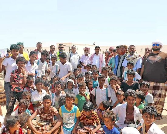 بدعم إماراتي.. تدشين العمل بمحطة كهرباء جديدة بسقطرى (صور)