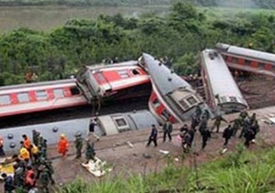 أستراليا.. خروج قطار عن مساره يسفر عن مصرع شخصين وإصابة آخرين