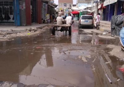 الصرف الصحي يحاصر حوطة لحج   