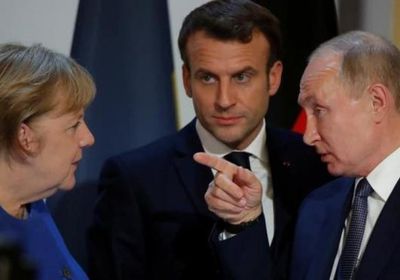 ميركل وماكرون يجريان اتصالا هاتفيا ببوتين بشأن إدلب