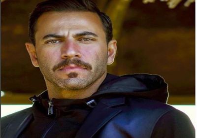 نيقولا معوض لأول مرة مع مي عز الدين في "خيط حرير"