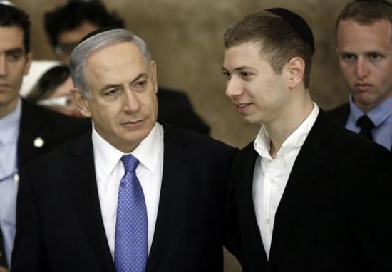 نجل نتنياهو يتهم الشرطة الإسرائيلية بالتستر على مقتل عربي