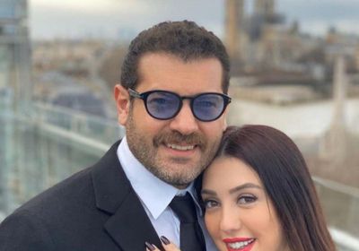 كندة علوش بصحبة عمرو يوسف في باريس (صور)