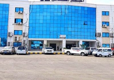 المحكمة الإدارية بعدن تلغي قرار الإرياني بوقف وكيل الإعلام عن العمل