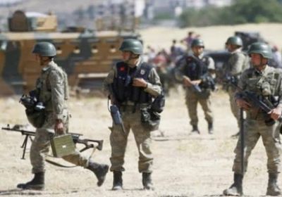 مقتل جندي تركي في إدلب جراء هجوم للجيش السوري