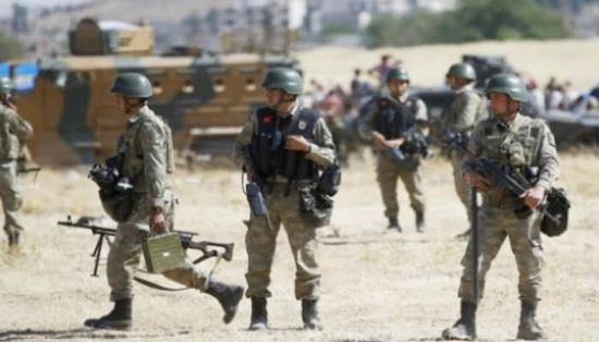 مقتل جندي تركي في إدلب جراء هجوم للجيش السوري