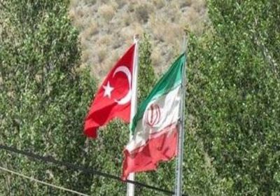 تركيا تغلق حدودها مع إيران خوفا من تفشي فيروس كورونا