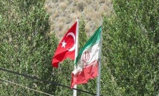 تركيا تغلق حدودها مع إيران خوفا من تفشي فيروس كورونا